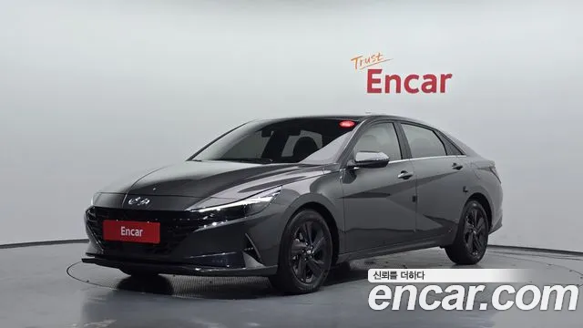 Hyundai AVANTE 2022 — photo 1