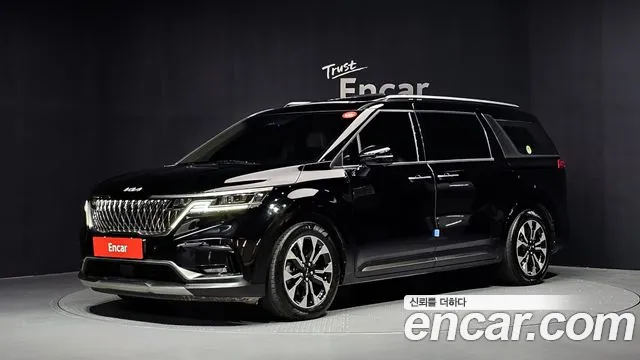 Kia Canival 2022 — photo 1