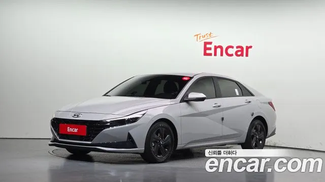 Hyundai AVANTE 2023 — photo 1