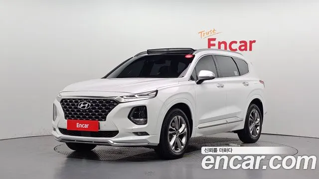 Hyundai Santafe 2019 — photo 1