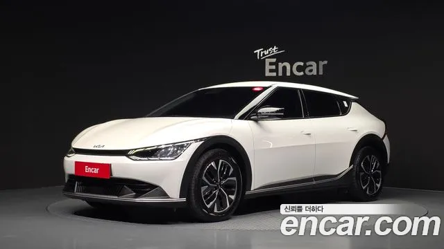 Kia EV6 2022 — photo 1