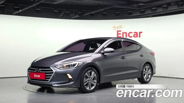 Hyundai AVANTE 2018 — photo 1