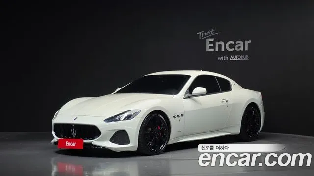 Maserati GranTurismo 2019 — photo 1