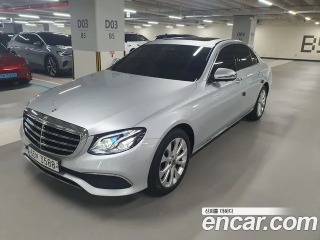 Mercedes-Benz E-Class 2018 — photo 1