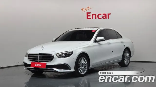 Mercedes-Benz E-Class 2021 — photo 1