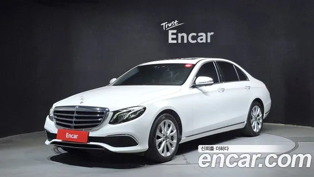 Mercedes-Benz E-Class 2019 — photo 1