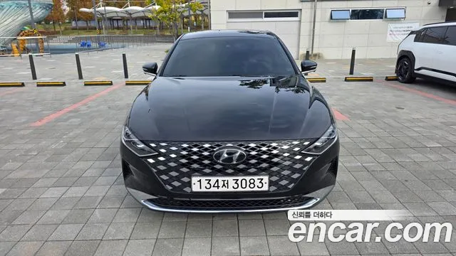 Hyundai Grandeur 2023 — photo 1