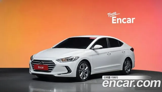 Hyundai AVANTE 2018 — photo 1
