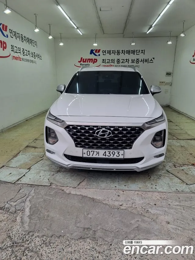 Hyundai Santafe 2019 — photo 1