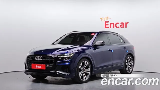 Audi Q8 2023 — photo 1