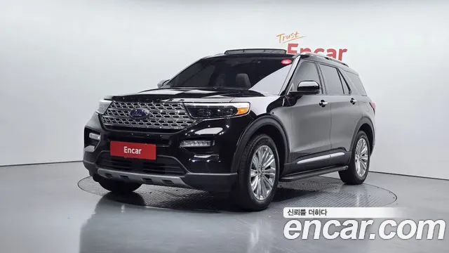 Ford Explorer 2023 — photo 1