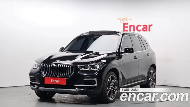 BMW X5 2022 — photo 1