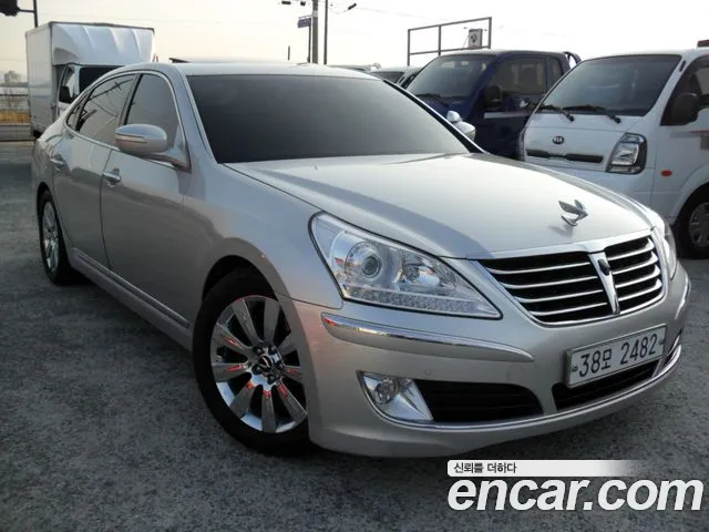 Hyundai Equus 2010 — photo 1