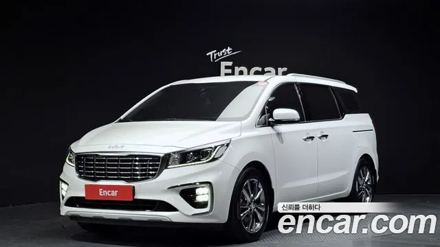 Kia Canival 2019 — photo 1