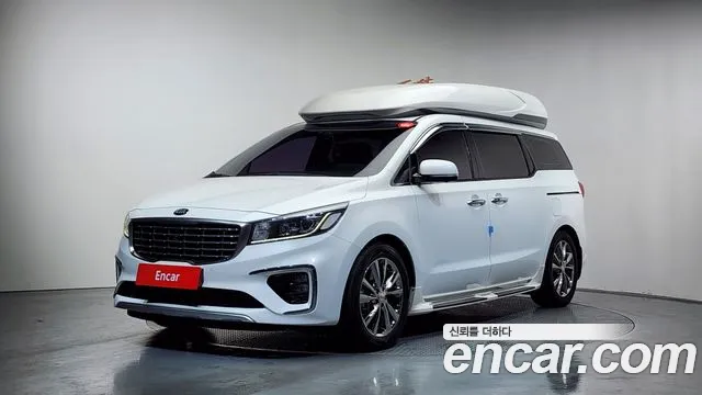 Kia Canival 2019 — photo 1