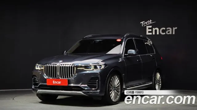 BMW X7 2022 — photo 1