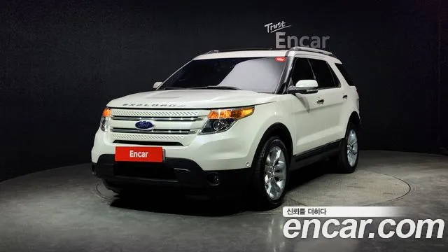 Ford Explorer 2014 — photo 1