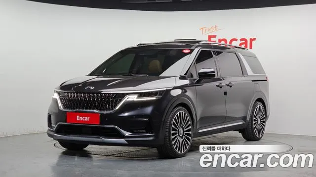 Kia Canival 2021 — photo 1