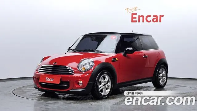 Mini Cooper 2012 — photo 1