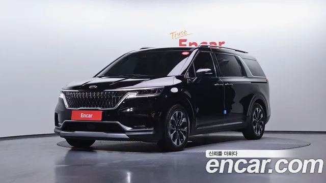 Kia Canival 2021 — photo 1