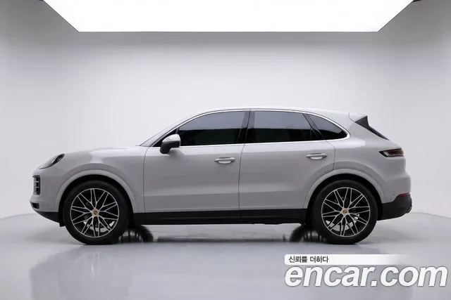 Porsche Cayenne 2024 — photo 1