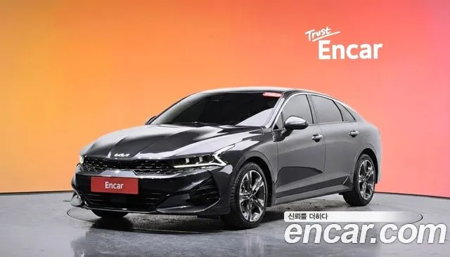 Kia K5 2022 — photo 1