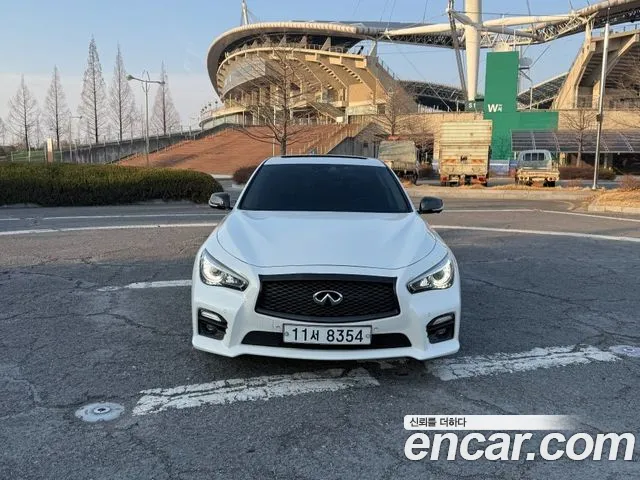 Infiniti Q50 2015 — photo 1