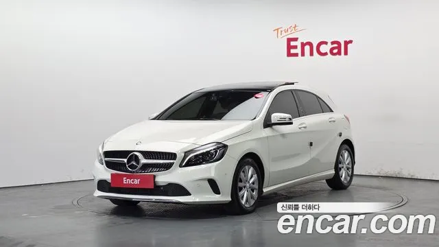 Mercedes-Benz A-Class 2017 — photo 1