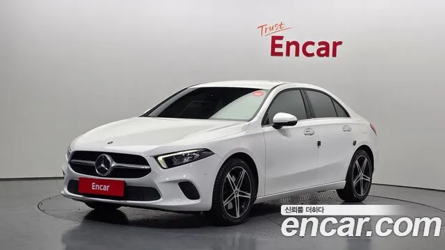 Mercedes-Benz A-Class 2020 — photo 1