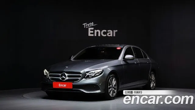 Mercedes-Benz E-Class 2019 — photo 1