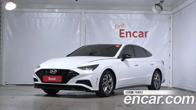 Hyundai Sonata 2022 — photo 1