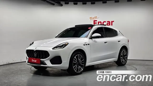 Maserati Grecale 2023 — photo 1