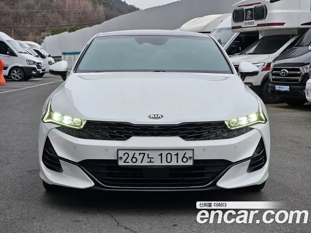 Kia K5 2020 — photo 1