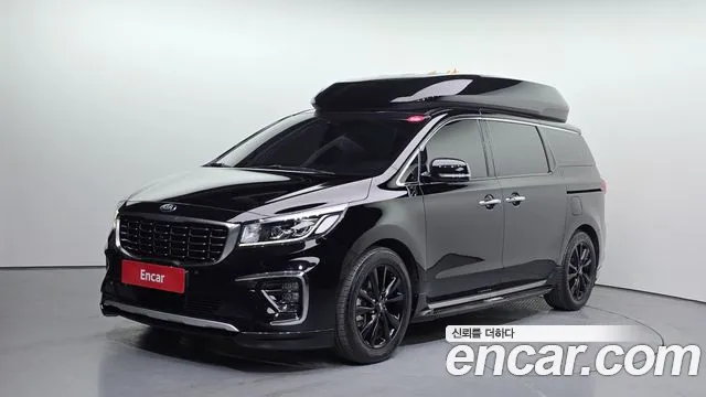 Kia Canival 2020 — photo 1