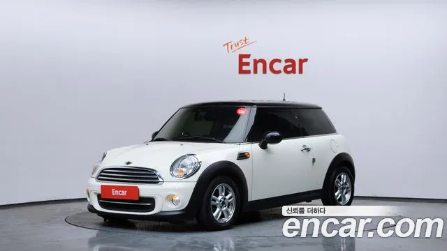Mini Cooper 2013 — photo 1