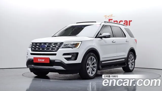 Ford Explorer 2016 — photo 1