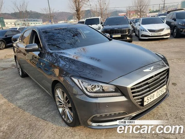 Genesis G80 2017 — photo 1