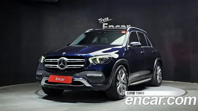 Mercedes-Benz GLE-Class 2022 — photo 1