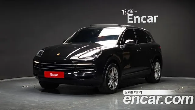 Porsche Cayenne 2019 — photo 1