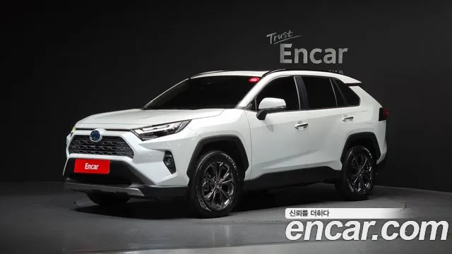 Toyota RAV4 2024 — photo 1
