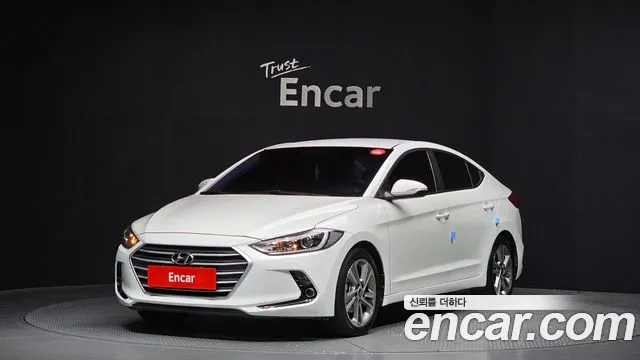 Hyundai AVANTE 2017 — photo 1