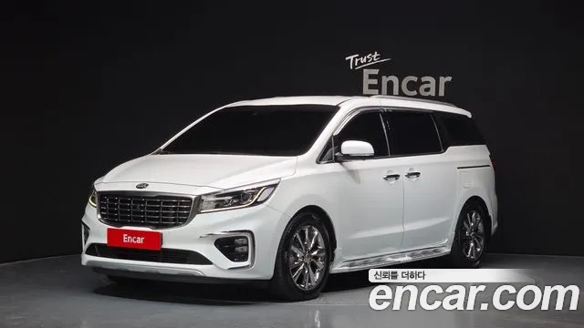 Kia Canival 2019 — photo 1