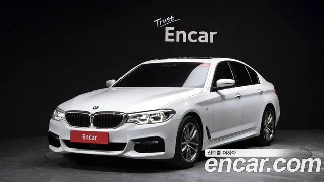 BMW 5-Series 2017 — photo 1