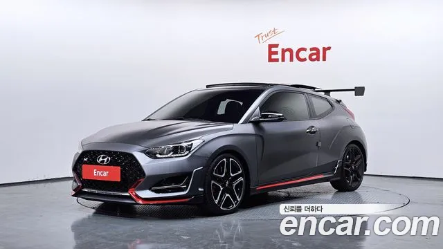 Hyundai Veloster 2019 — photo 1