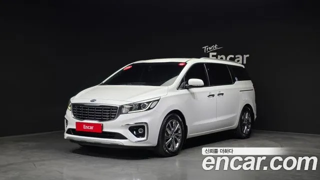 Kia Canival 2019 — photo 1