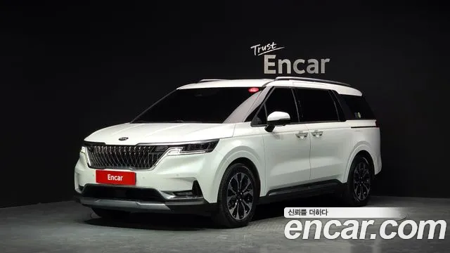 Kia Canival 2021 — photo 1