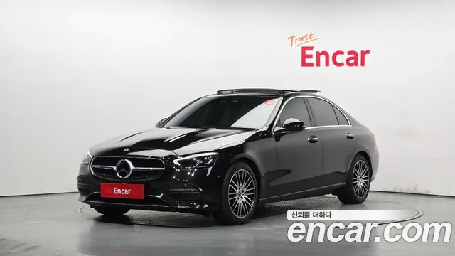 Mercedes-Benz C-Class 2024 — photo 1