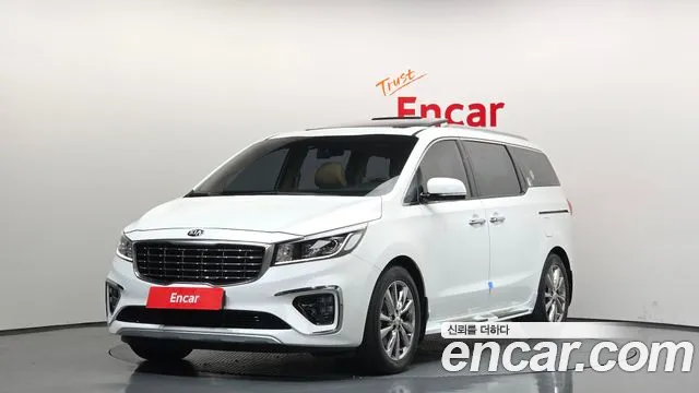 Kia Canival 2019 — photo 1