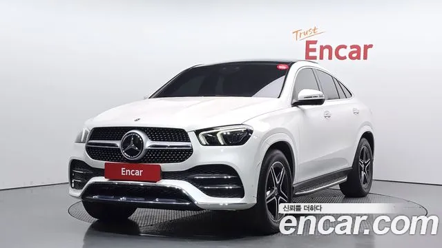 Mercedes-Benz GLE-Class 2021 — photo 1