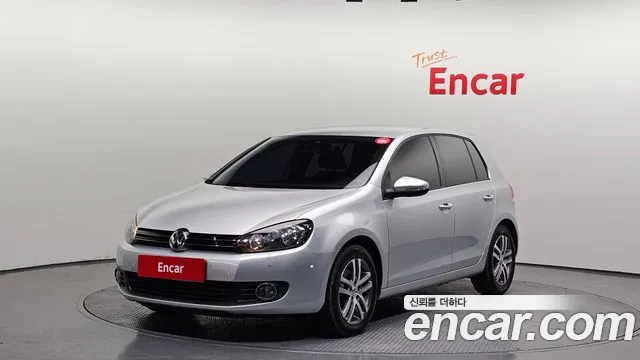 Volkswagen Golf 2012 — photo 1